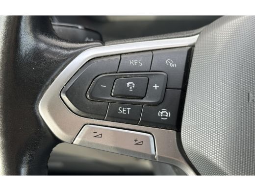 Volkswagen Transporter 2.0 TDI L1 Bulli|Led|Automaat|Navi|Spec.Kleur! ActivLease financial lease
