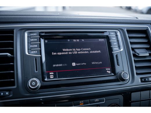 Volkswagen Transporter HIGHLINE DSG DUBBELE CABINE - TREKHAAK - CRUISE CONTROL ActivLease financial lease