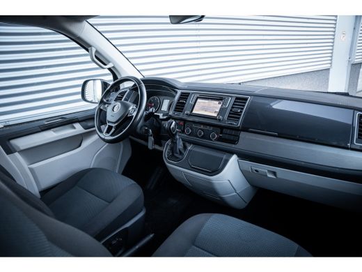 Volkswagen Transporter HIGHLINE DSG DUBBELE CABINE - TREKHAAK - CRUISE CONTROL ActivLease financial lease
