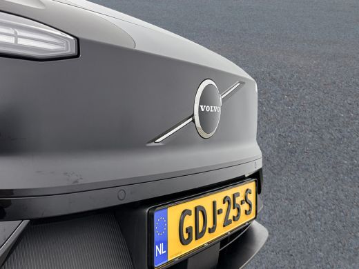 Volvo  EX30 Single Motor Extended Range Plus 69 kWh | 19' | Stoel/stuurverwarming | Harman Kardon | Adaptieve... ActivLease financial lease