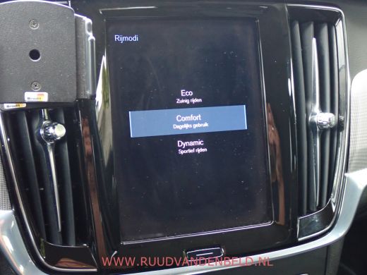 Volvo  V90 T4 Inscription ACC/SPORTLEER/CAMERA/CARPLAY/KEYLESS ActivLease financial lease