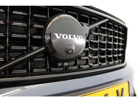 Volvo  XC40 B4 197PK Plus Black Edition | 360° | Panoramadak | Getint Glas | Adap Cruise | HK Audio | Memory ... ActivLease financial lease