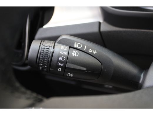 Volvo  XC40 B4 197PK Plus Black Edition | 360° | Panoramadak | Getint Glas | Adap Cruise | HK Audio | Memory ... ActivLease financial lease
