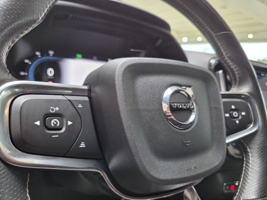 Volvo  XC40 Recharge P8 AWD R-Design | Harman Kardon | BLIS | Trekhaak | ActivLease financial lease