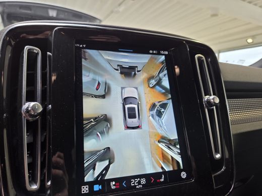 Volvo  XC40 Recharge P8 AWD R-Design | Harman Kardon | BLIS | Trekhaak | ActivLease financial lease