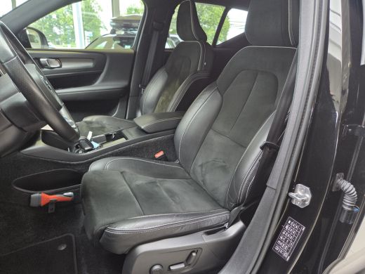 Volvo  XC40 Recharge P8 AWD R-Design | Harman Kardon | BLIS | Trekhaak | ActivLease financial lease