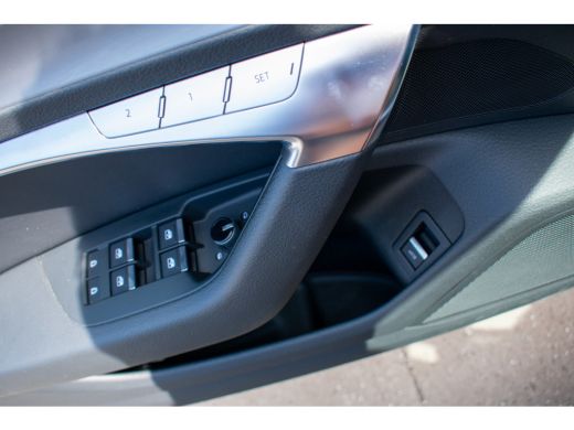 Audi S6 Avant S6 TDI quattro -ACC-Pano-Sportstoelen-Trekhaak-21"-Keyless- ActivLease financial lease
