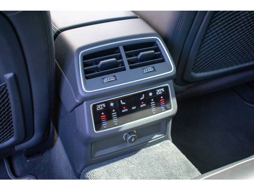 Audi S6 Avant S6 TDI quattro -ACC-Pano-Sportstoelen-Trekhaak-21"-Keyless- ActivLease financial lease