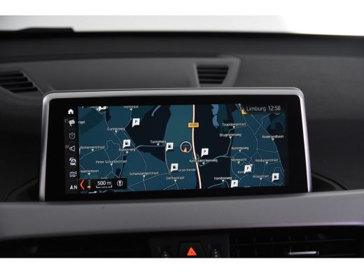 BMW X1 sDrive16d *1ste Eigenaar*Leer*Navigatie*Parkassist* ActivLease financial lease