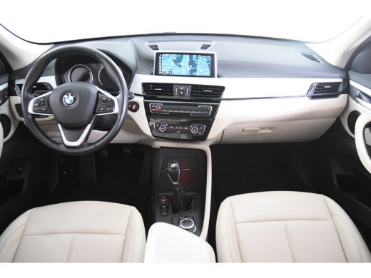 BMW X1 sDrive16d *1ste Eigenaar*Leer*Navigatie*Parkassist* ActivLease financial lease