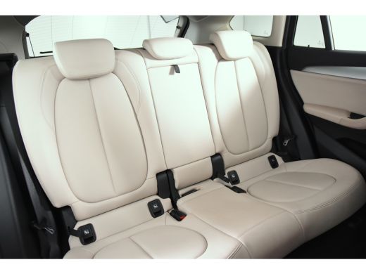 BMW X1 sDrive16d *1ste Eigenaar*Leer*Navigatie*Parkassist* ActivLease financial lease