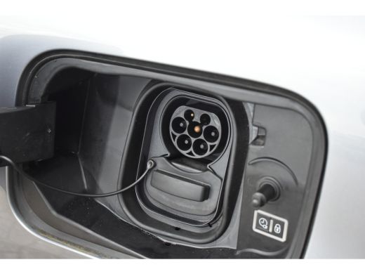 Citroën ë-C4 Feel 50 kWh 3 Fase | Navigatie by App | 18"LMV | Full-LED | Climate Control | DAB+ | Cruise Contr... ActivLease financial lease