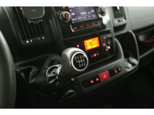 Citroën Jumper 35 2.2 BlueHDi L3H2 | Clima | Luchtvering | Cruise | 3-Zits | Trekh. | Camera | Parkeersens. ActivLease financial lease