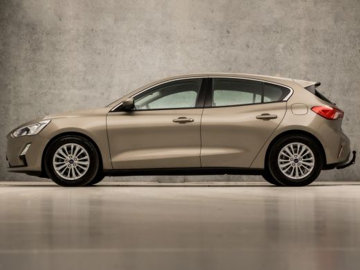 Ford Focus 1.0 EcoBoost Titanium Business Automaat (APPLE CARPLAY, GROOT NAVI, STUUR/STOELVERWARMING, ADAPTI... ActivLease financial lease