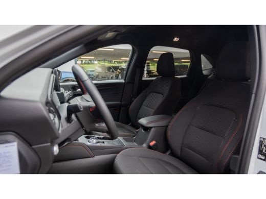 Ford Kuga 2.5 PHEV 225PK ST-Line AUTOMATIC | Lichtmetalen velgen 18" | Trekhaak | Navigatiesysteem full map... ActivLease financial lease