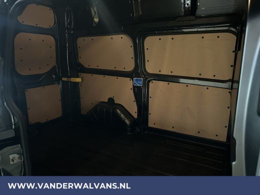 Ford Transit Custom 2.0 TDCI 131pk L1H2 Euro6 Airco | Cruiscontrol | 2500kg Trekhaak | Sidebars | LM velgen Stoelverw... ActivLease financial lease