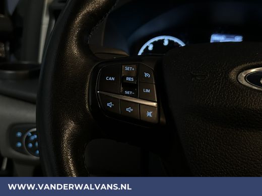 Ford Transit Custom 2.0 TDCI 131pk L1H2 Euro6 Airco | Cruiscontrol | 2500kg Trekhaak | Sidebars | LM velgen Stoelverw... ActivLease financial lease