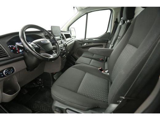 Ford Transit Custom 300 2.0 TDCI L2H1 Airco Cruise Carplay Navigatie PDC 3 Persoons Elektrpakket Trekhaak ActivLease financial lease