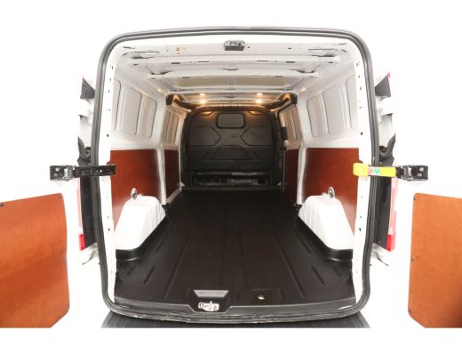 Ford Transit Custom 300 2.0 TDCI L2H1 Airco Cruise Carplay Navigatie PDC 3 Persoons Elektrpakket Trekhaak ActivLease financial lease