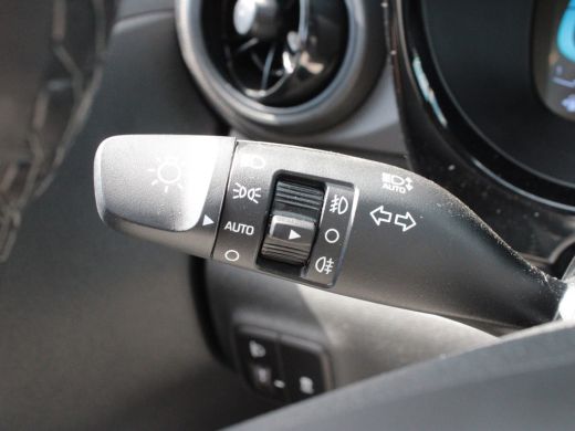 Hyundai i10 1.0 Comfort Smart | Achteruitrijcamera | Airco | Armsteun voor ActivLease financial lease