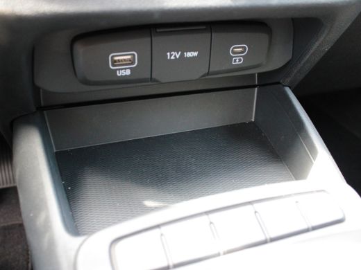 Hyundai i10 1.0 Comfort Smart | Achteruitrijcamera | Airco | Armsteun voor ActivLease financial lease