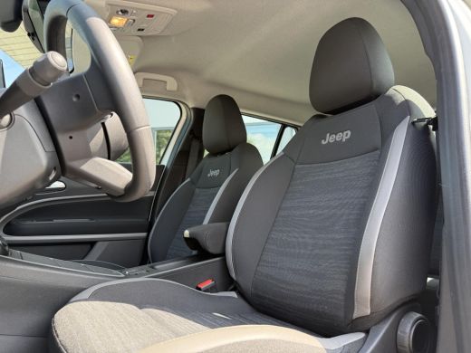 Jeep Avenger Longitude 54 kWh Aut. | Navi | Carplay | Stoelverwarming | ActivLease financial lease