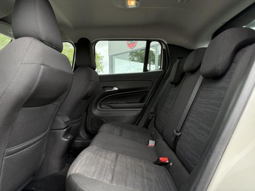 Jeep Avenger Longitude 54 kWh Aut. | Navi | Carplay | Stoelverwarming | ActivLease financial lease