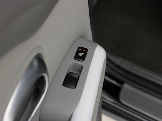 Kia e-Soul EV Executive-Plus-Line (INCL-BTW) Aut  *PANO | NAPPA-LEATHER | LED-LIGHTS | NAVI-FULLMAP |  CAMER... ActivLease financial lease
