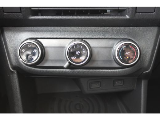 Opel Frontera 1.2 Turbo Hybrid Edition / Navigatie / Camera / LED / Draadloze Telefoonlader / Parkeersensoren /... ActivLease financial lease