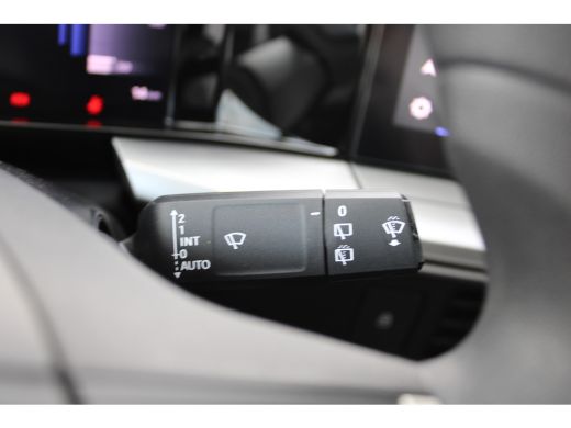 Opel Frontera 1.2 Turbo Hybrid Edition / Navigatie / Camera / LED / Draadloze Telefoonlader / Parkeersensoren /... ActivLease financial lease