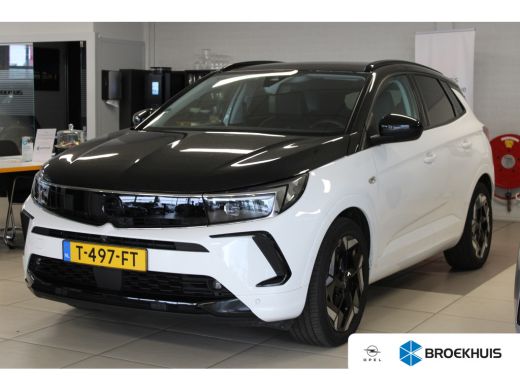 Opel Grandland 1.6 Turbo Plug-In Hybrid 4x4 GSe / Navigatie / 360 Camera / Keyless / LEDER / Stuur -en Stoelverw... Opel Grandland 1.6 Turbo Plug-In Hybrid 4x4 GSe / Navigatie / 360 Camera / Keyless / LEDER / Stuur -en Stoelverw...