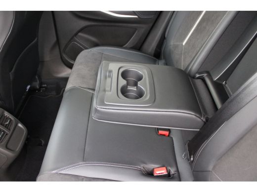 Opel Grandland 1.6 Turbo 300 pk Plug-In Hybrid 4x4 GSe / Navigatie / 360 Camera / Keyless / LEDER / Stuur -en St... ActivLease financial lease