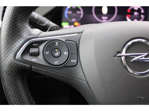 Opel Grandland 1.6 Turbo 300 pk Plug-In Hybrid 4x4 GSe / Navigatie / 360 Camera / Keyless / LEDER / Stuur -en St... ActivLease financial lease