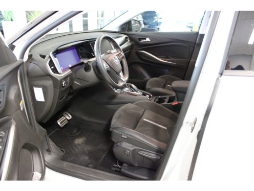 Opel Grandland 1.6 Turbo Plug-In Hybrid 4x4 GSe / Navigatie / 360 Camera / Keyless / LEDER / Stuur -en Stoelverw... ActivLease financial lease
