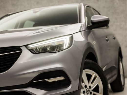 Opel Grandland X 1.2 Turbo Elegance Automaat (APPLE CARPLAY, GROOT NAVI, PARKEERSENSOREN, SPORTSTOELEN, LANE ASSIS... ActivLease financial lease