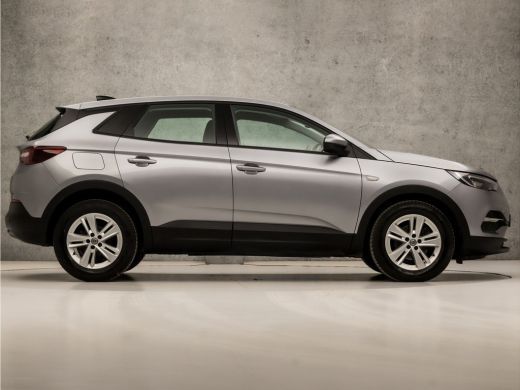 Opel Grandland X 1.2 Turbo Elegance Automaat (APPLE CARPLAY, GROOT NAVI, PARKEERSENSOREN, SPORTSTOELEN, LANE ASSIS... ActivLease financial lease