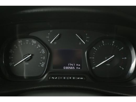 Opel Vivaro 2.0 CDTI L3H1 145PK Airco Cruise Camera Carplay 3 Persoons Navi PDC Elektrpakket ActivLease financial lease