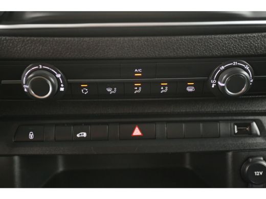 Opel Vivaro 2.0 CDTI L3H1 145PK Airco Cruise Camera Carplay 3 Persoons Navi PDC Elektrpakket ActivLease financial lease