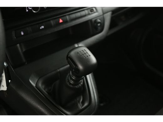 Opel Vivaro 2.0 CDTI L3H1 145PK Airco Cruise Camera Carplay 3 Persoons Navi PDC Elektrpakket ActivLease financial lease