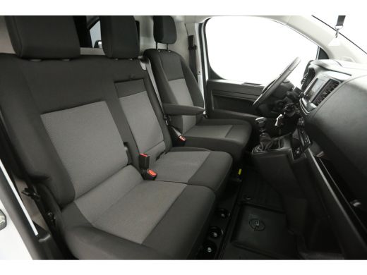 Opel Vivaro 2.0 CDTI L3H1 145PK Airco Cruise Camera Carplay 3 Persoons Navi PDC Elektrpakket ActivLease financial lease