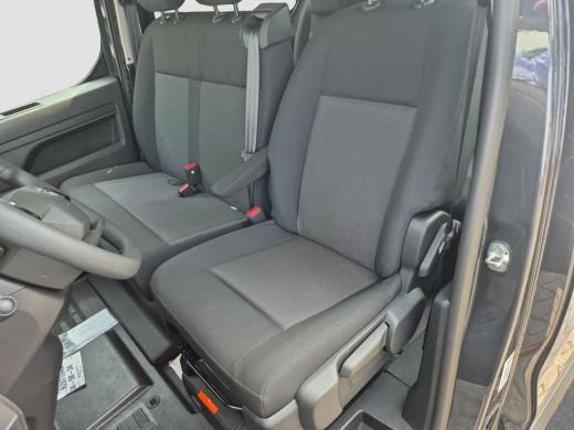 Opel Vivaro-e L3 75 kWh 9 persoons! 8 jaar garantie | Achterruitverwarming | Achteruitrijcamera | Airco ActivLease financial lease