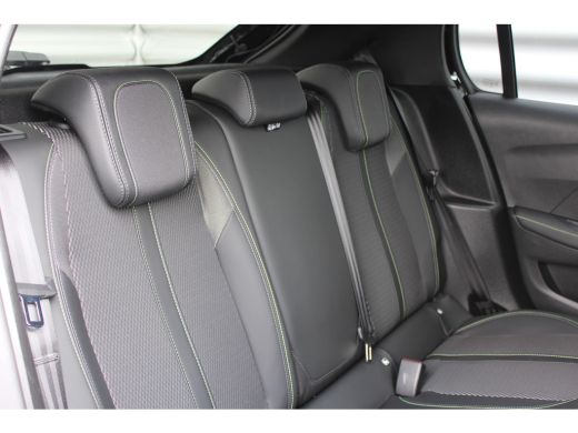 Peugeot 208 1.2 PURETECH 100PK GT PACK / NAVI / LEDER / CLIMA / PDC / 17" LMV / CAMERA / KEYLESS / ADAPT. CRU... ActivLease financial lease