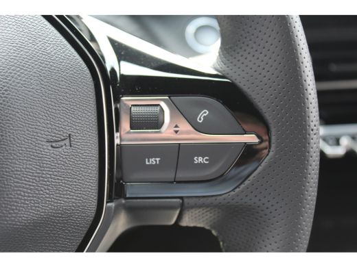Peugeot 208 1.2 PURETECH 100PK GT PACK / NAVI / LEDER / CLIMA / PDC / 17" LMV / CAMERA / KEYLESS / ADAPT. CRU... ActivLease financial lease