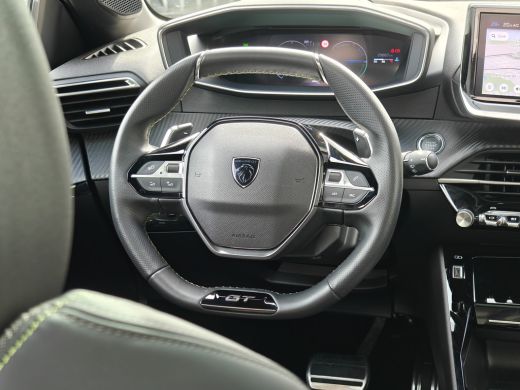 Peugeot 208 Hybrid 136 e-DCS6 GT | Achterbank in delen neerklapbaar | Achterspoiler | Achteruitrijcamera | Ac... ActivLease financial lease