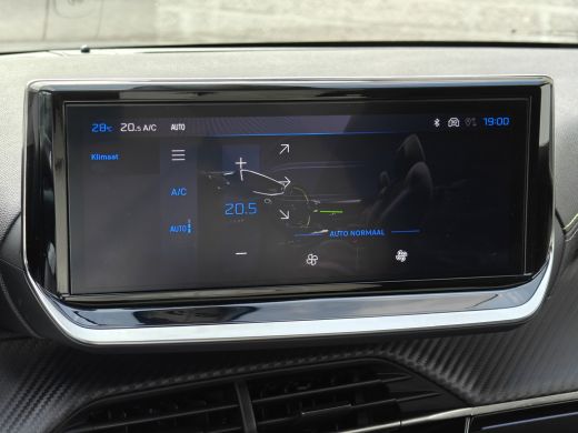 Peugeot 208 Hybrid 136 e-DCS6 GT | Achterbank in delen neerklapbaar | Achterspoiler | Achteruitrijcamera | Ac... ActivLease financial lease