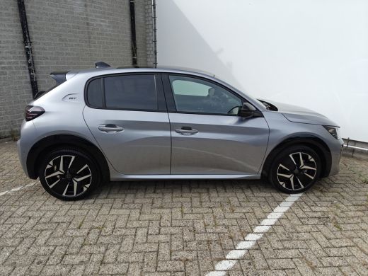 Peugeot 208 Hybrid 136 e-DCS6 GT | Achterbank in delen neerklapbaar | Achterspoiler | Achteruitrijcamera | Ac... ActivLease financial lease