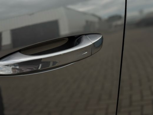 Peugeot 3008 1.2 Hybrid 136 GT Donkergrijze GT | Camera 360 graden | NAVI Fullscreen | Airco AUTO | Apple Carp... ActivLease financial lease