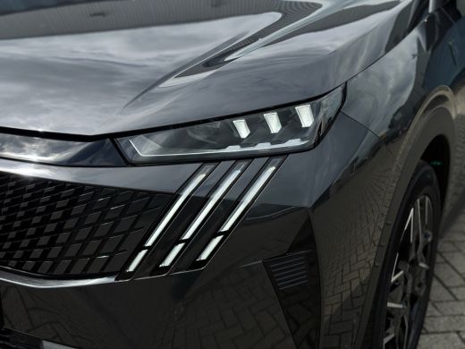 Peugeot 3008 1.2 Hybrid 136 GT Donkergrijze GT | Camera 360 graden | NAVI Fullscreen | Airco AUTO | Apple Carp... ActivLease financial lease