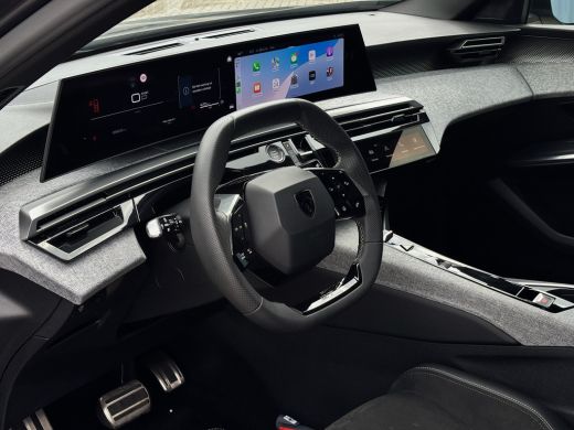 Peugeot 3008 1.2 Hybrid 136 GT Donkergrijze GT | Camera 360 graden | NAVI Fullscreen | Airco AUTO | Apple Carp... ActivLease financial lease