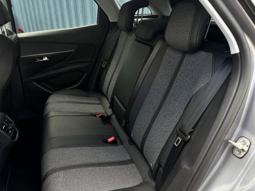 Peugeot 3008 Allure Airco Automattisch | Bluetooth telefoonvoorbereiding | Chroom delen exterieur | Cruise con... ActivLease financial lease